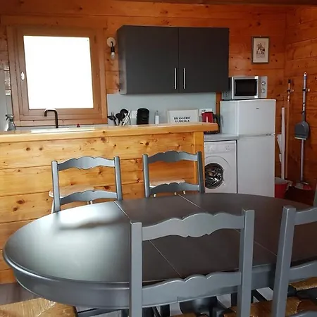 Superbe Chalet Avec Piscine Chauffee Juillet Et Aout Saint-Manvieu-Bocage Exterior photo